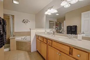 1242 Prairie View Pkwy, Cary, IL 60013 - Photo 25