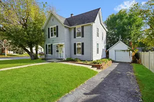 353 Wilcox Ave, Elgin, IL 60123 - Photo 3