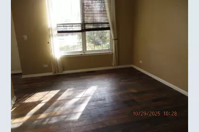 73 W Old Mill Trail, Antioch, IL 60002 - Photo 5