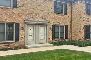 1727 Sessions Walk, Hoffman Estates, IL 60169 - Photo 1