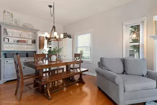 970 Mt Vernon Dr, Grayslake, IL 60030 - Photo 5