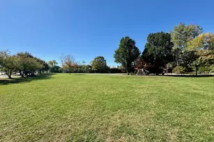 970 Mt Vernon Dr, Grayslake, IL 60030 - Photo 29