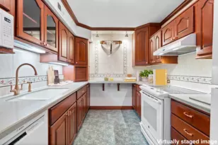 201 E Chestnut St, Chicago, IL 60611 - Photo 11