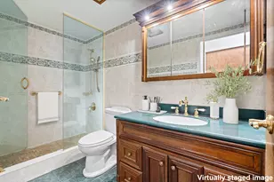 201 E Chestnut St, Chicago, IL 60611 - Photo 19