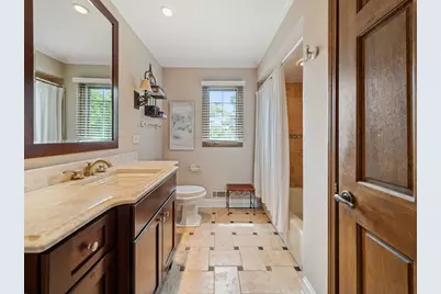 2S658 Avenue Vendome, Oak Brook, IL 60523 - Photo 7