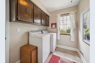 2S658 Avenue Vendome, Oak Brook, IL 60523 - Photo 13