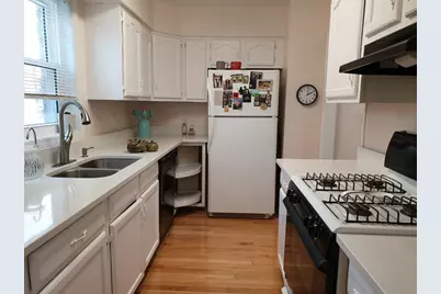 [Address not provided], Skokie, IL 60076 - Photo 11