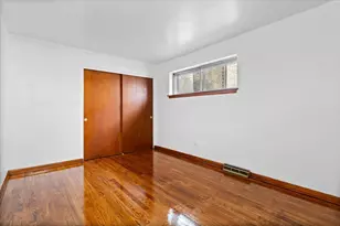 852 E 88th Pl, Chicago, IL 60619 - Photo 21