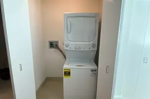 2 E Erie St, Chicago, IL 60611 - Photo 9