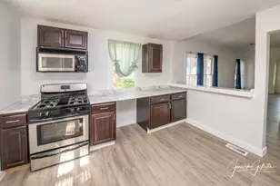 213 N Main St, Sandwich, IL 60548 - Photo 9