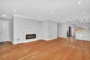 46 E Brayton St, Chicago, IL 60628 - Photo 11