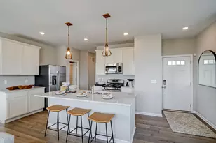 326 Kingsport Dr, South Elgin, IL 60177 - Photo 9