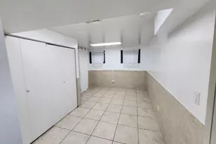 9407 Ironwood Ln, Des Plaines, IL 60016 - Photo 25