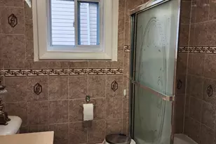 9407 Ironwood Ln, Des Plaines, IL 60016 - Photo 23