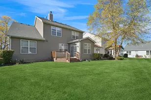 2325 Carillon Dr, Grayslake, IL 60030 - Photo 29