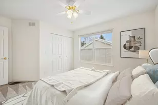 2325 Carillon Dr, Grayslake, IL 60030 - Photo 19