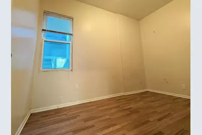 8125 S Escanaba Avenue #2, Chicago, IL 60617 - Photo 11