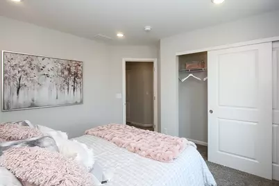 324 Kingsport Drive, South Elgin, IL 60177 - Photo 19