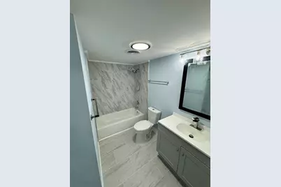 830 E Old Willow Road #8-107, Prospect Heights, IL 60070 - Photo 9