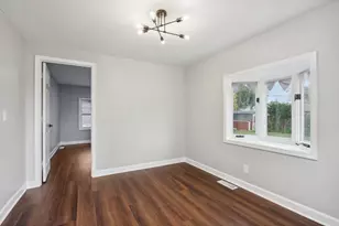 5924 W 109th St, Chicago Ridge, IL 60415 - Photo 11