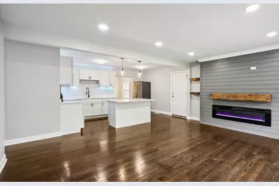 5924 W 109th Street, Chicago Ridge, IL 60415 - Photo 7