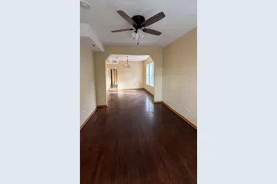 1053 N Monticello Avenue #2, Chicago, IL 60651 - Photo 3