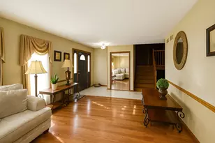 3328 193rd St, Lansing, IL 60438 - Photo 5