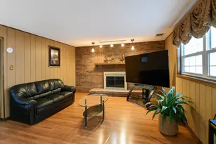 3328 193rd St, Lansing, IL 60438 - Photo 11