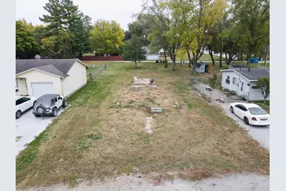 611 W Elm Street, Hoopeston, IL 60942 - Photo 1