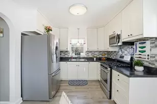 4039 Prairie Ave, Schiller Park, IL 60176 - Photo 9