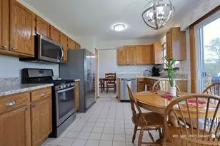 2020 Harrison Ave, Mundelein, IL 60060 - Photo 7