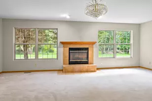 1858 David Ave, Joliet, IL 60433 - Photo 9