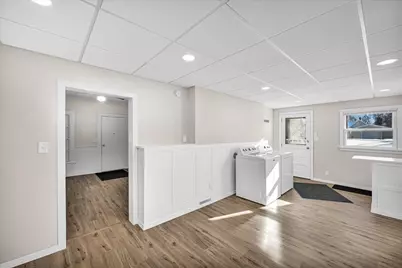 1406 W Walnut Street, Bloomington, IL 61701 - Photo 11