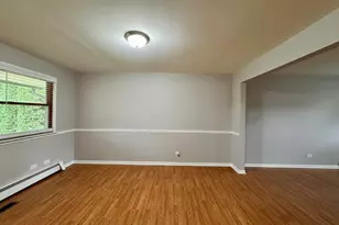 4325 Oakwood Ln, Matteson, IL 60443 - Photo 9