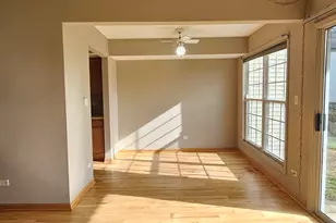 475 Bridle Trail, Wheeling, IL 60090 - Photo 7