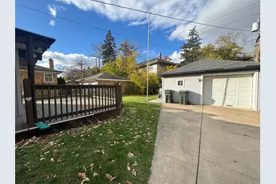 198 W Burlington Street, Riverside, IL 60546 - Photo 17