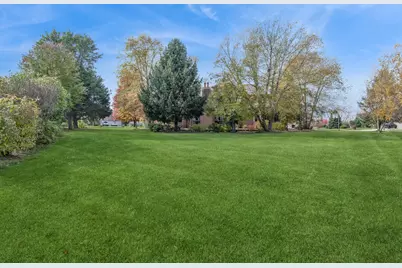 5592 Jennifer Court, Yorkville, IL 60560 - Photo 5