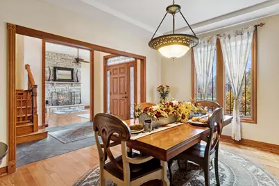 5592 Jennifer Court, Yorkville, IL 60560 - Photo 9