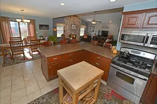 1235 Edna Cir, Ottawa, IL 61350 - Photo 9