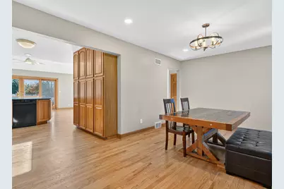 4523 W Crystal Lake Road, McHenry, IL 60050 - Photo 5