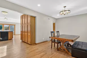 4523 W Crystal Lake Rd, McHenry, IL 60050 - Photo 5