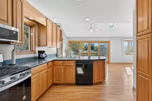 4523 W Crystal Lake Rd, McHenry, IL 60050 - Photo 9