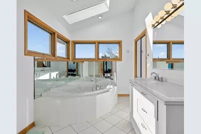 4523 W Crystal Lake Road, McHenry, IL 60050 - Photo 21