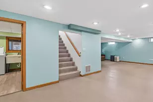 4523 W Crystal Lake Rd, McHenry, IL 60050 - Photo 25