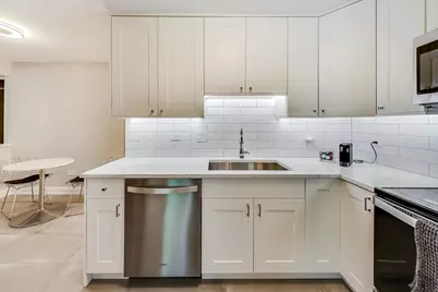 424 Park Avenue #205, River Forest, IL 60305 - Photo 9