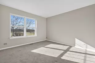 2830 Cattail Ct, Wauconda, IL 60084 - Photo 7