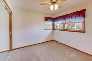 316 Linden Rd, Northbrook, IL 60062 - Photo 19