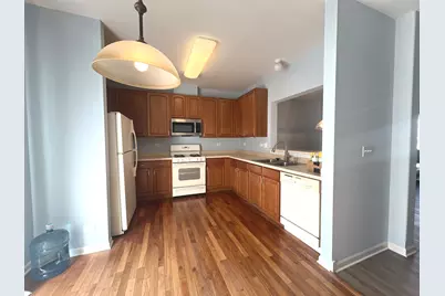 669 S Rosehall Lane #669, Round Lake, IL 60073 - Photo 3