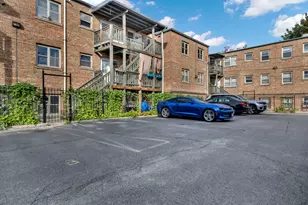 7511 N Damen Ave, Chicago, IL 60645 - Photo 15