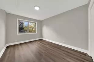 7511 N Damen Ave, Chicago, IL 60645 - Photo 9